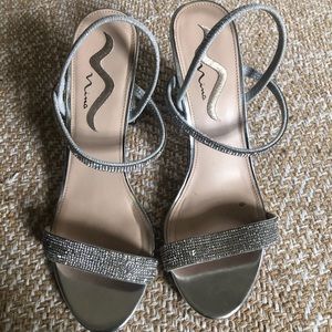 Donating 9/10 Bedazzled Nina’s